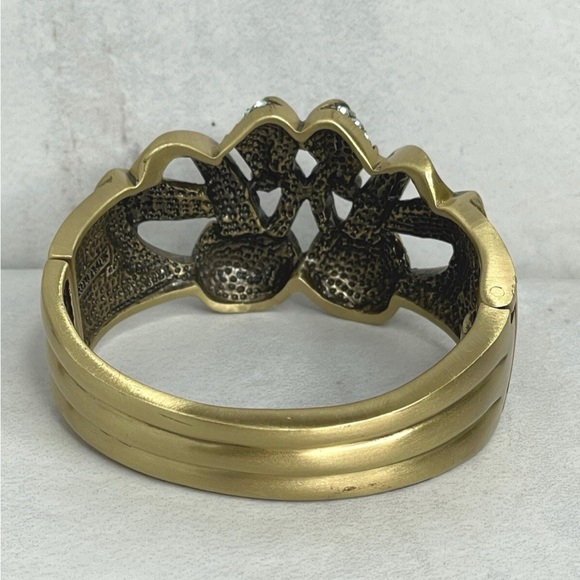 Heidi Daus Pastel Crystal Cuff Bracelet Art Deci Ribbon/Bow Motif - Picture 6 of 8